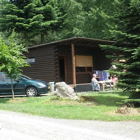 Hébergement de vacances Nice House With Sauna And Steam Bath In A Forest